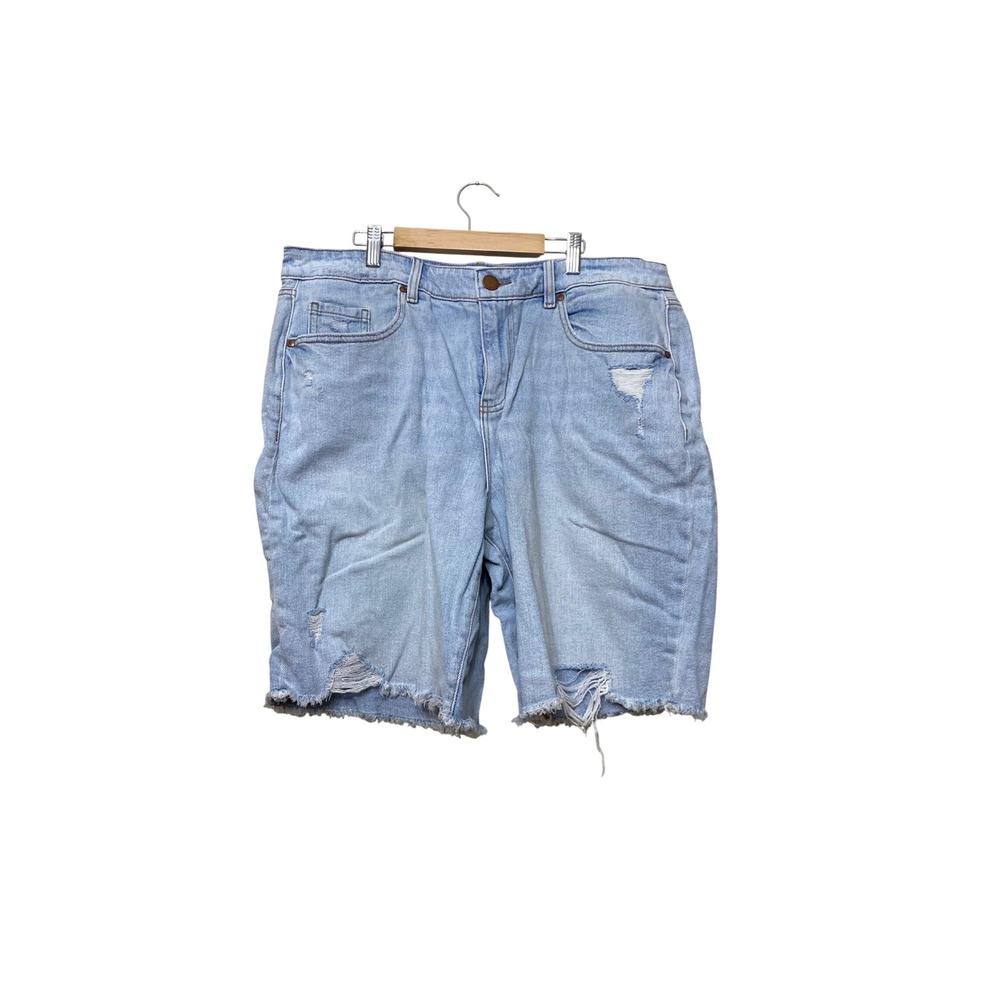 Lane Bryant Womens 14 Distressed Bermuda Denim Shorts Light Wash Frayed Hem